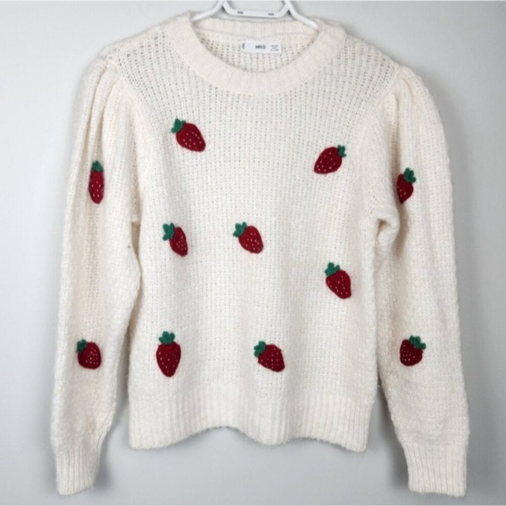 MNG 3D Strawberry Knit Puff Sleeves Size Medium Soft Fuzzy Cozy - Picture 2 of 12